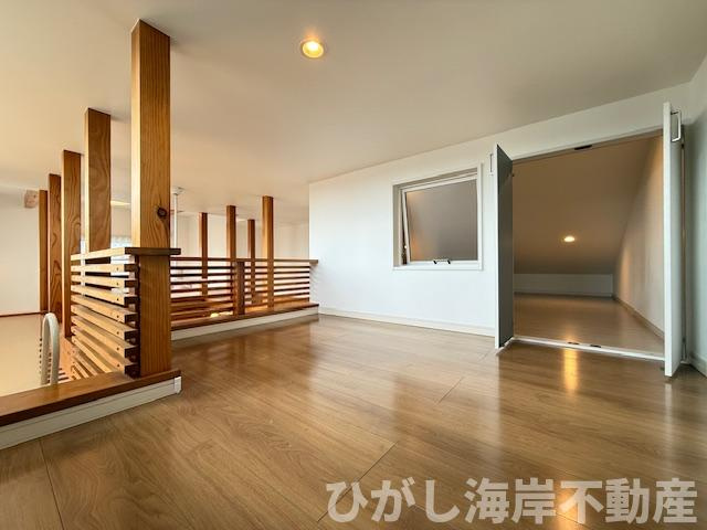 中郡大磯町生沢　中古戸建　の内装|新規リフォーム完了！　5.7帖　スキップフロア
