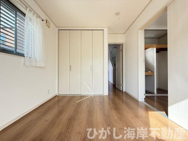 中郡大磯町生沢　中古戸建　の寝室|新規リフォーム完了！　5.5帖　洋室