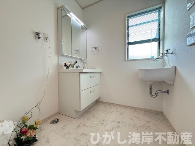 中郡大磯町生沢　中古戸建　の脱衣所|新規リフォーム完了！　脱衣スペース