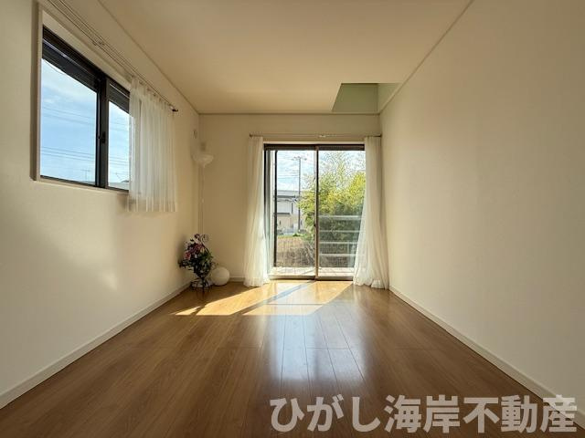中郡大磯町生沢　中古戸建　の洋室|新規リフォーム完了！　7.5帖　洋室