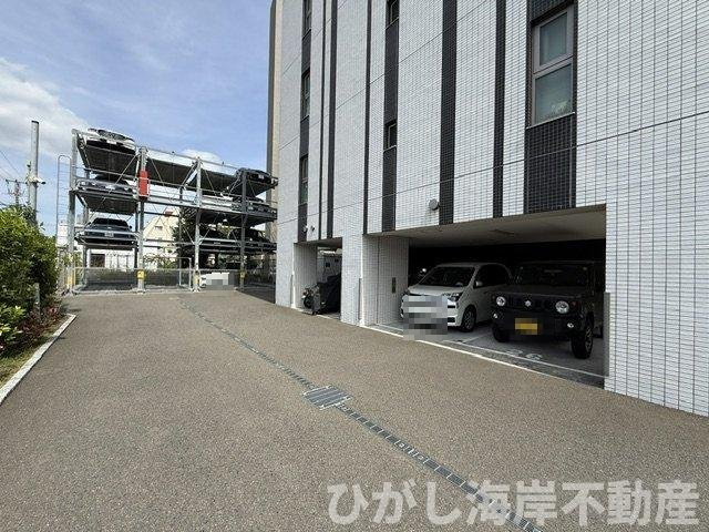 リストレジデンス茅ヶ崎の駐車場|敷地内駐車場