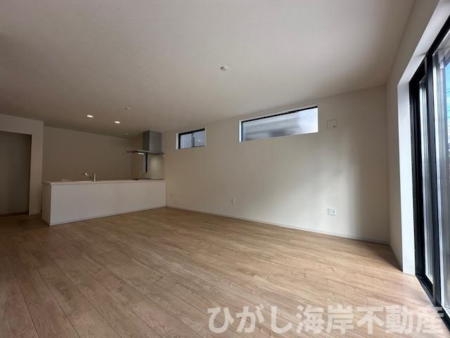 藤沢市片瀬４丁目　新築戸建　全３棟のキッチン|20.6帖　LDK