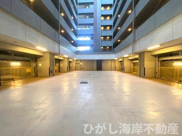 ライオンズプラザ平塚見附町の駐車場|敷地内駐車場