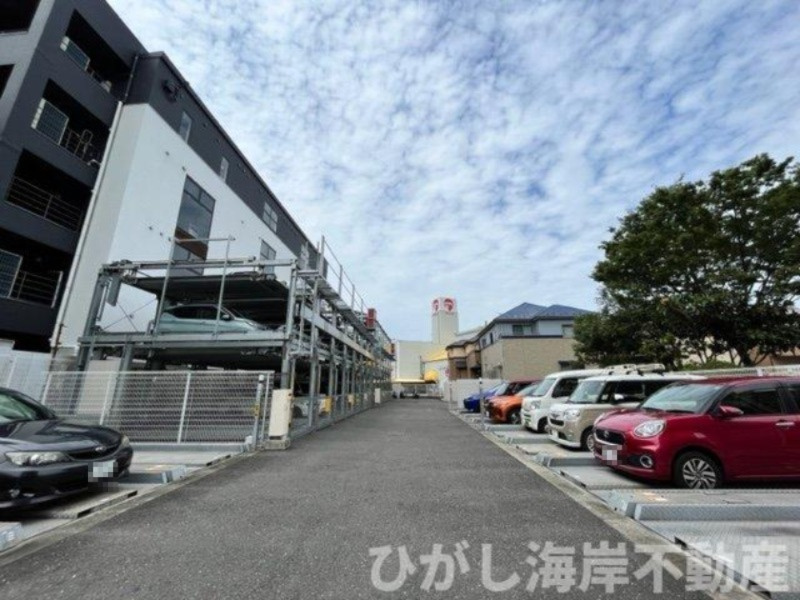 ビッグヴァングランヴァーグ茅ヶ崎の駐車場|敷地内駐車場
