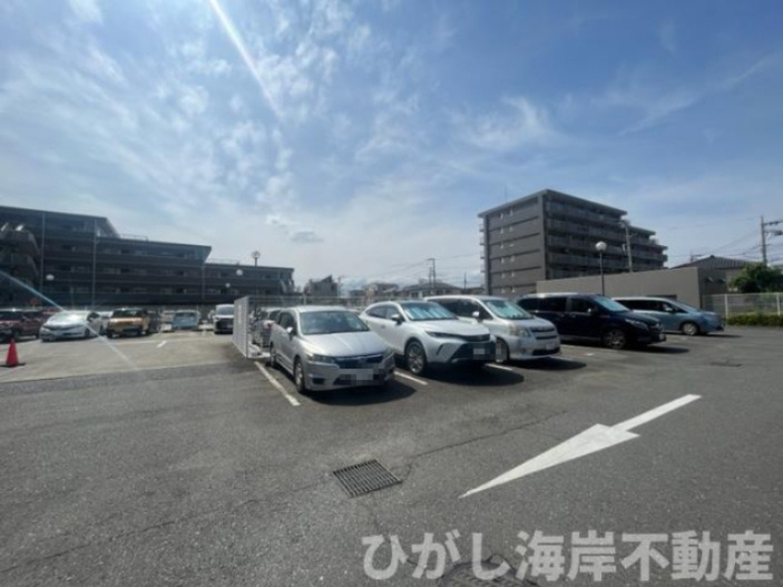 藤和ハイタウン湘南茅ヶ崎の駐車場