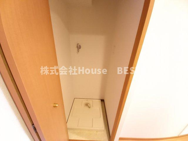 プレサンス神戸裁判所前の洗面所