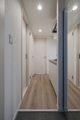 【玄関】 | Crestmoor 千住大橋(クレストモア センジュオオハシ)