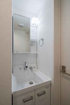 【独立洗面台】 | Crestmoor 千住大橋(クレストモア センジュオオハシ)