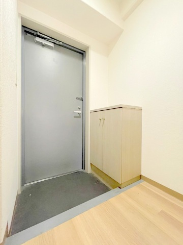 レガロ出汐の玄関