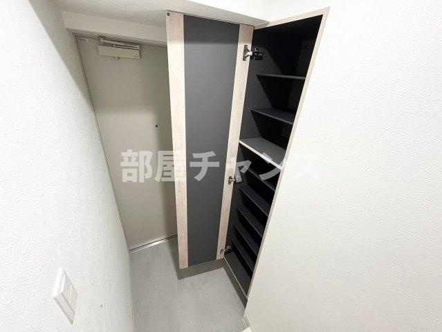 ラ・プレス新栄の収納|大きなスペースがあり、収納には困りません