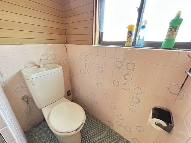 名西郡石井町中古戸建のトイレ
