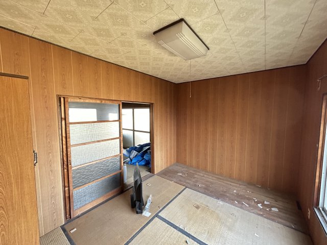 名西郡石井町中古戸建の洋室