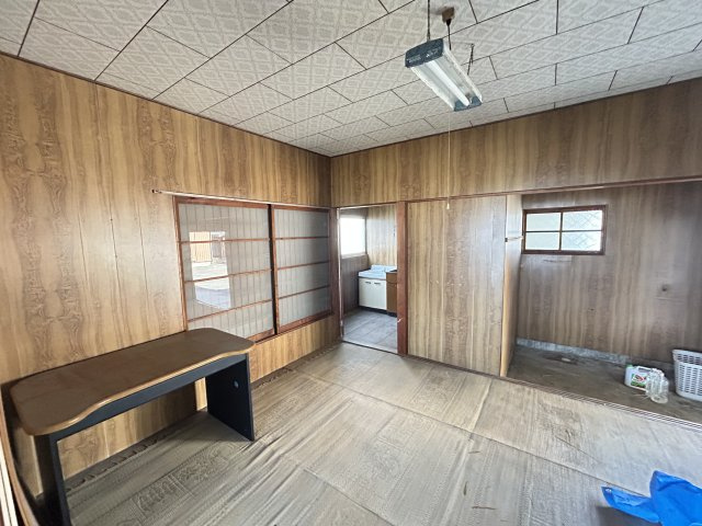 名西郡石井町中古戸建の洋室