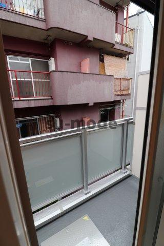 リブリ茨木春日Ⅱのバルコニー