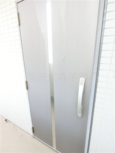 Ferieフェリエ大森町の玄関