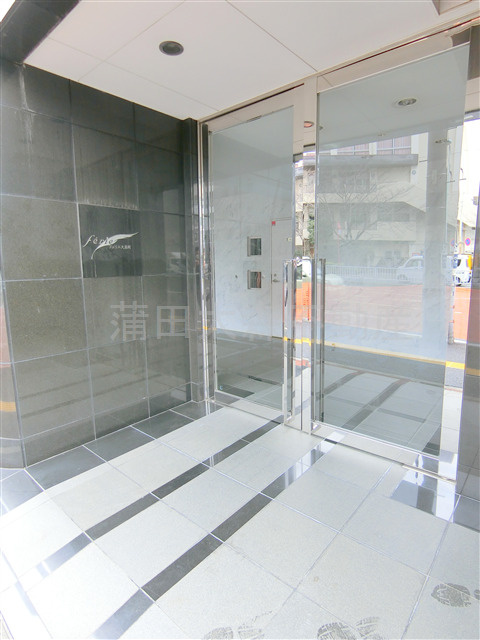 Ferieフェリエ大森町のエントランス