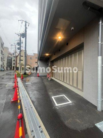 プレサンス神戸セレスティアの駐車場
