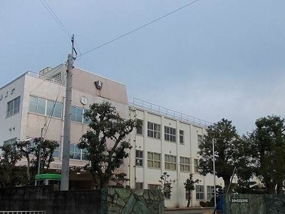 【周辺】 | パレ・ラフィネ | 県立箕島高校様まで750m