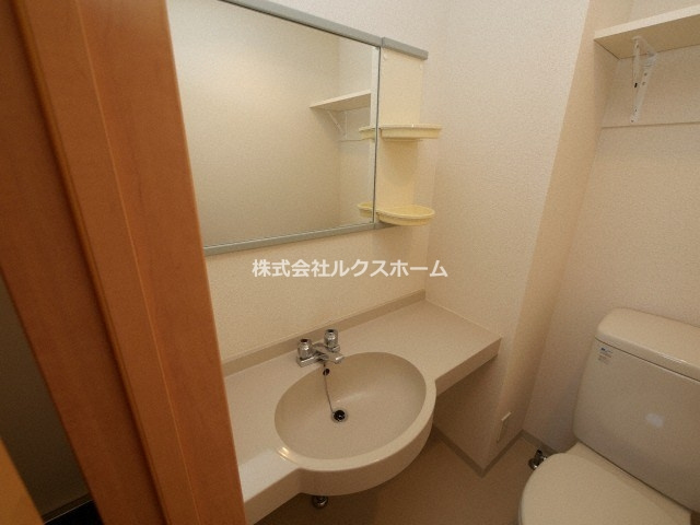 ラフォルテ駅前の洗面所|忙しい朝には欠かせない洗面所です