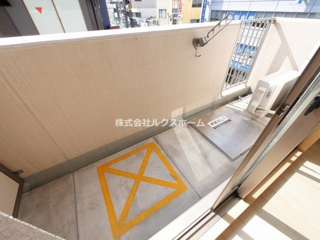 ラフォルテ駅前のバルコニー|暖かな日差しのふりそそぐバルコニー