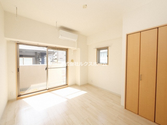 ラフォルテ駅前の居間・リビング|ゆったり過ごせる居間です