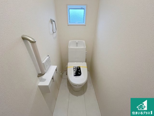 加古川市加古川町北在家　新築一戸建ての外観|周辺は落ち着いた街並みの住宅地！子育てがしやすい住環境です！まだ未完成ですが、現地でしかわからない事もございます。是非一度ご覧ください。