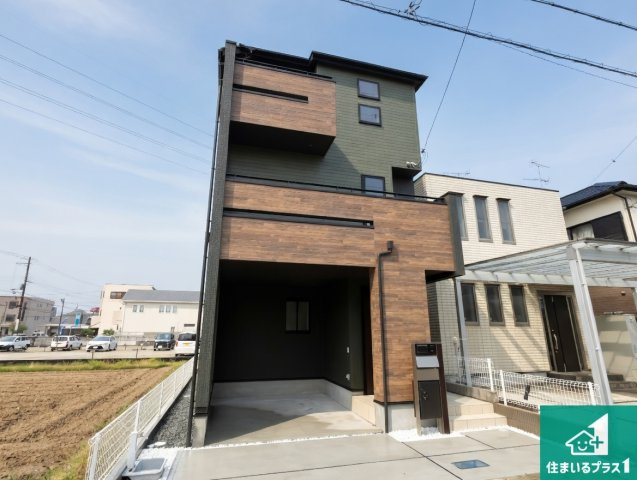 加古川市加古川町北在家　新築一戸建ての外観|安心の10年保証！外観を美しく保ち、雨水で汚れを落とします！気になることがありましたら、お気軽にお問い合わせください！