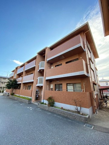 ハイツ室川Ⅱの外観
