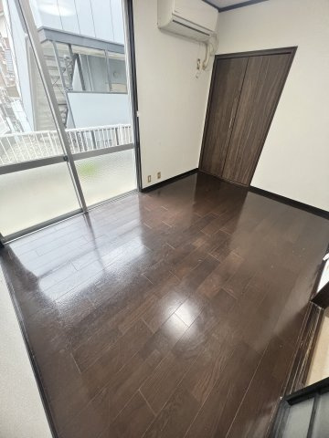ATホームの居間・リビング