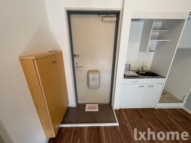 ラポール37の玄関