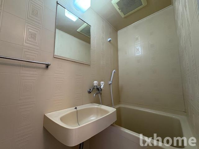 ラポール37の洗面所