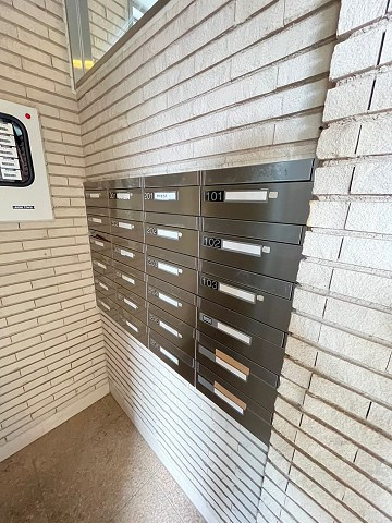 アーバンドルフ甲子園口の外観