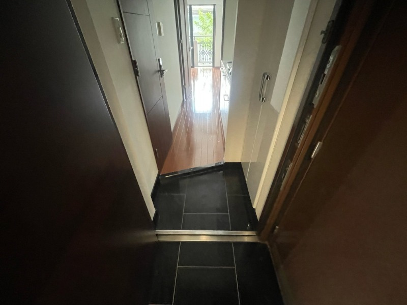 グリフィン横浜・ヴィラの玄関|シューズボックスで玄関すっきり♪