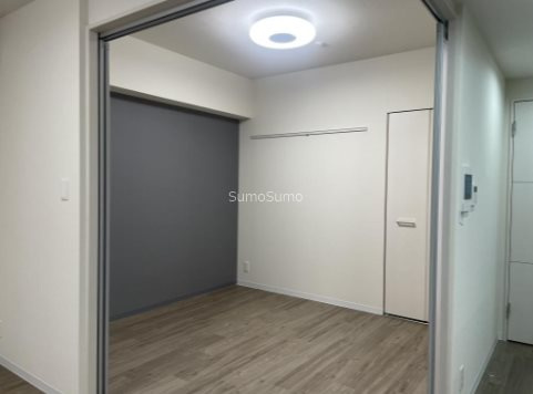 ラ　フェリーチェ難波の居間・リビング|こちらの居間で趣味の時間をお楽しみください