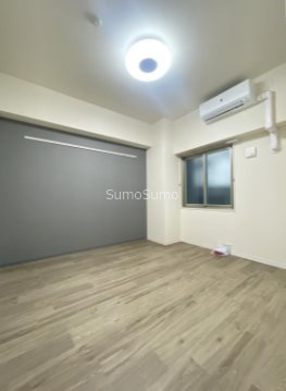 ラ　フェリーチェ難波の寝室|開放的な寝室です