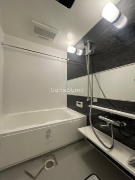 ラ　フェリーチェ難波の浴室|日々の疲れを癒すお風呂付です