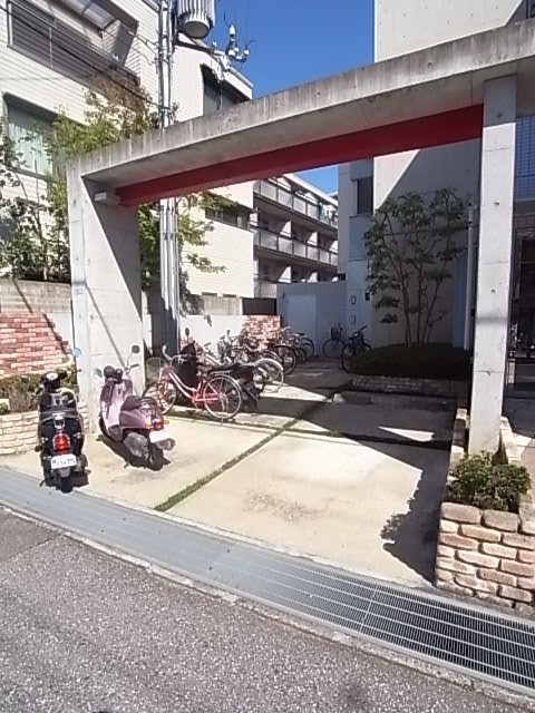 フロンティア甲子園口の外観