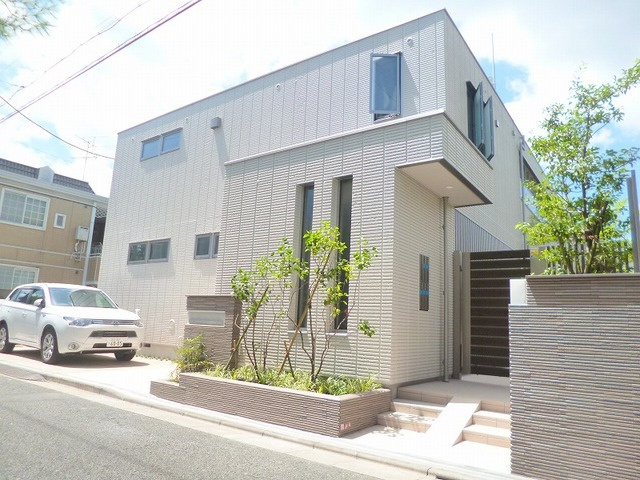 プチメゾンリラの外観|★耐震・耐火性に優れた旭化成ヘーベルメゾン★