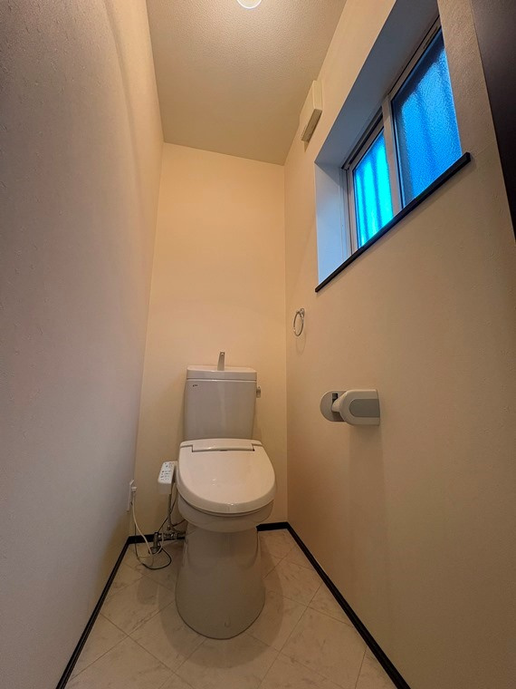 諸の木３丁目戸建のトイレ|コンパクトで使いやすいトイレです