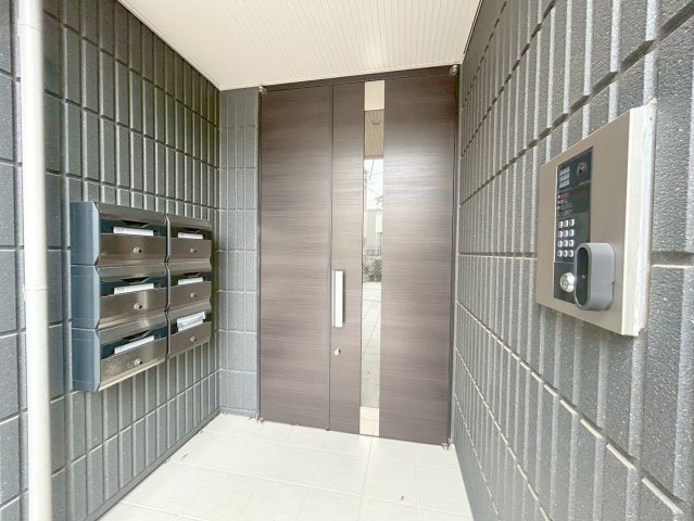 リブフラットＫＨのエントランス|★オートロック付きエントランス★