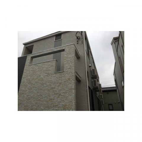 クレシア高円寺のエントランス