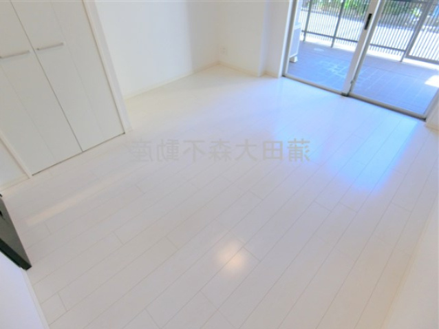 ブレシア多摩川レジデンスの居間・リビング