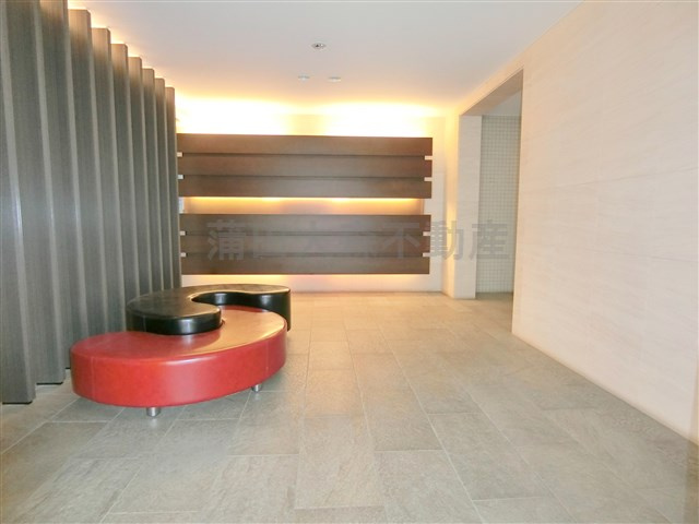 ブレシア多摩川レジデンスのエントランス