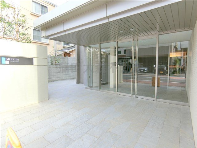 ブレシア多摩川レジデンスのエントランス