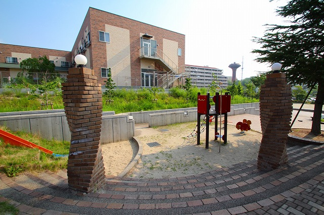 サンハイツ中央台Ｃ棟のその他|敷地内に公園があります。