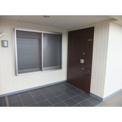 【玄関】 | ロジュマン高槻ステーションフロント