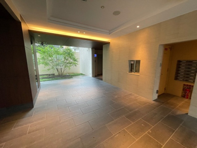 【ロビー】 | ロジュマン高槻ステーションフロント