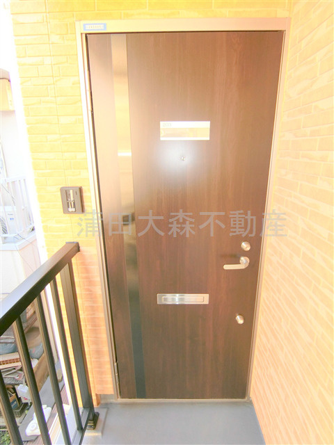 アーク西糀谷の玄関