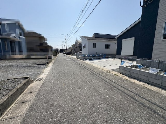 【その他】 | 福岡市東区三苫2丁目6期7期・平屋　4号棟（全5棟）【仲介手数料無料・0円】 | 現地写真。前面道路です。