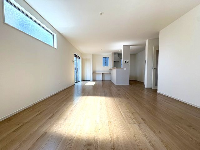 【居間・リビング】 | 福岡市東区三苫2丁目6期7期・平屋　4号棟（全5棟）【仲介手数料無料・0円】 | 現地写真。